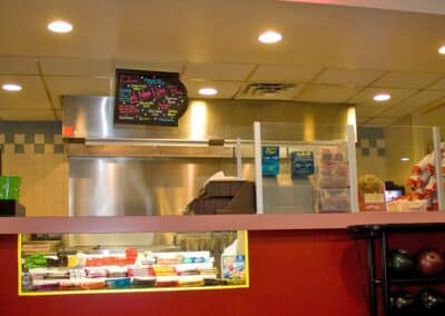 Holiday Bowl | Bowling Fun Center & Sports Bar